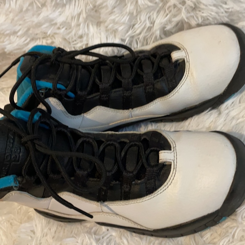 Shoes - Picture 6 of 6